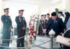 Kapolres Metro Bekasi dan Forkopimda Kabupaten Bekasi Gelar Upacara Tabur Bunga Sambut Hari Kemerdekaan RI ke-79