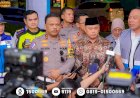 Kakorlantas Bersama Menhub Pantau Pergerakan Kendaraan di GT Banyumanik
