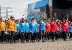Bukti Polri Dekat Dengan Masyarakat, Berbagai Komunitas Ikut Dalam Defile HUT Bhayangkara ke-79