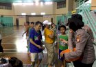 Ditpamobvit Polda Metro Jaya Salurkan 300 Paket Makanan untuk Warga Terdampak Banjir di Makasar, Jaktim