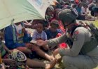 Satgas Ops Damai Cartenz Sambangi Warga Sinak, Hadirkan Rasa Aman dan Kehangatan di Tengah Masyarakat
