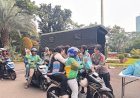 Polwan Polda Metro Jaya Ajak Ojol Tertib Lalu Lintas di Program Jum’at Peduli