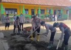 Dukungan Pendidikan Pulih Cepat Pascabanjir, Polres Pidie Jaya Bersihkan Sekolah MIN 1