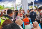 Tinjau Huntara dan Beri Bantuan Buat Korban Bencana di Tapanuli Tengah, Titiek Soeharto Apresiasi Polri