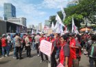 100 Orang Buruh Datangi DPR/MPR dalam Rangka Mayday, Polda Metro Jaya Menyambut dengan Humanis