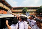 Tinjau MBG di SMPN 111 Jakarta Barat, Prabowo Disambut Sorak Gembira Para Siswa