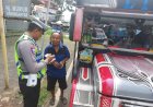 Patroli Satlantas Polres Pekalongan Tertibkan Kereta Kelinci Yang Beroperasi Di Jalan Raya