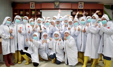Kunjungan IKWI ke Pabrik Pengolahan Makanan PT. Charoen Pokphand Indonesia, Food Division - Cikande 