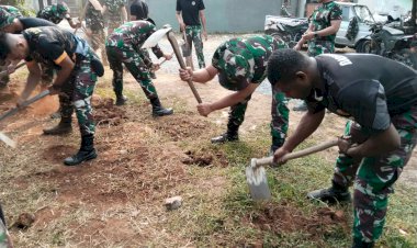 Satgas TMMD Bersihkan Jalan Tanah 250 Meter Sebelum Dilakukan Pengecoran
