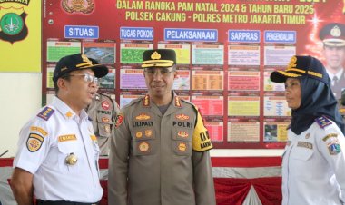 Kapolres Metro Jakarta Timur Dampingi  Kementrian Perhubungan RI, Lepas Mudik Gratis