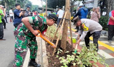 Tiga Pilar Giat Penghijauan Kota Di Pasar Baru