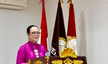 Pertahankan Disertasinya, Diah Widyawati Dinyatakan Lulus Dengan Predikat Sangat Memuaskan