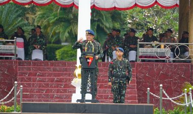 Dankorbrimob Polri Pimpin Upacara Pembukaan Dikbangspes Dasar Brimob Mahasiswa STIK Angkatan Ke-83