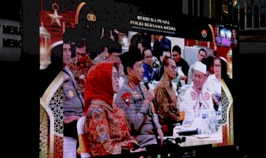 Polda Metro Jaya Gelar Buka Puasa Bersama Media Secara Serentak Melalui Zoom Meeting