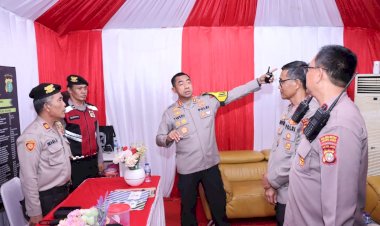 Kapolres Metro Jakarta Barat Cek Pos Pengamanan, Pastikan Kesiapan dan Keamanan Jelang Idul Fitri