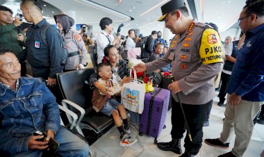 Tinjau Pelabuhan Merak, Kapolri Sebut Terjadi Penguraian Kepadatan Imbas Kebijakan Diskon Tiket dan WFA