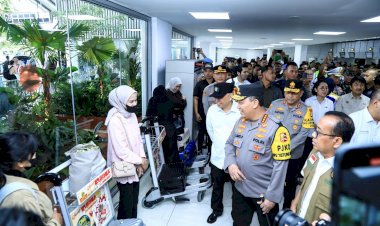 Tinjau Bandara Soetta, Kapolri Instruksikan Jajaran Rutin Patroli Pastikan Pemudik Aman-Nyaman