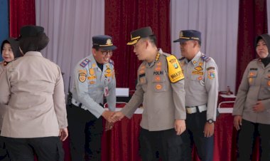 Wakapolres Metro Jakarta Timur Tinjau Posyan Kampung Rambutan, Pastikan Pelayanan Arus Balik Optimal