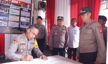Kapolres Metro Jakarta Timur Tinjau Pos Pengamanan Kolong Cacing, Pastikan Kesiapan Arus Balik Lebaran