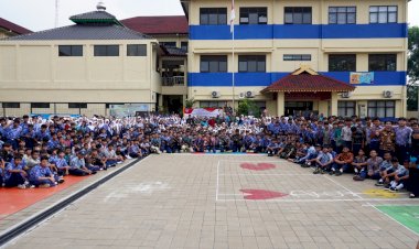Danramil 03/Sukmajaya dan Pancoran Mas Sampaikan Wawasan Kebangsaan Kepada Siswa SMPN 29 Kota Depok