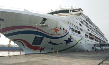 Tingkatkan Devisa dan Promosi Wisata, Kapal Pesiar Mewah MS. STAR VOYAGER Sandar di Tanjung Priok