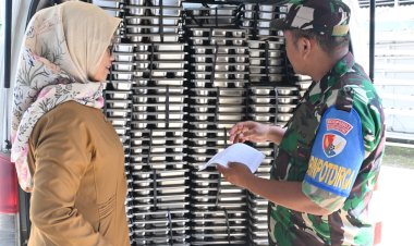 SPPG Lanud Husein Sastranegara Salurkan Ratusan Paket Makanan Bergizi ke SMA Negeri 9 Bandung