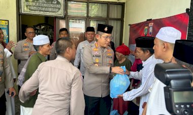 Kapolres Metro Jakarta Utara Gelar Bakti Sosial di Koja, Warga Antusias Terima Bantuan