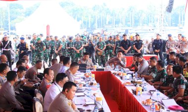 Kapolda dan Wakapolda Metro Jaya Tinjau Kesiapan Pengamanan May Day 2025 di Monas