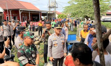 Kapolda Bengkulu Tinjau Langsung Penanganan Dampak Gempa Bumi 6,3 SR di Bengkulu