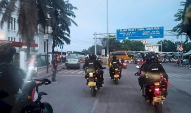 Brimob Polda Metro Jaya Dan Polres Metro Jakarta Utara Gelar Patroli Gabungan Ungkap Peredaran Narkoba Dan Tawuran