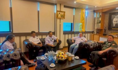 Komunikasi adalah Pertahanan: AMKI Pusat dan Pushubad Satu Visi