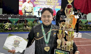Personel Polres Lamongan, Bripda Sholeh Maulana, Raih Medali Emas di Pencak Silat Pangdivif 2 Cup 2025