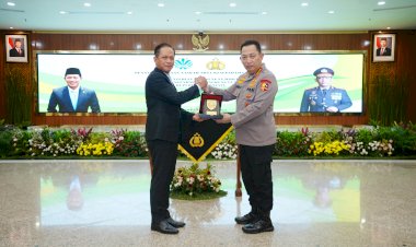 Teken MoU dengan Kementerian LH, Kapolri Komitmen Jaga Kualitas Lingkungan Hidup Jadi Lebih Baik