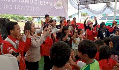Polda Metro Beri Trauma Healing ke Korban Kebakaran di Penjaringan