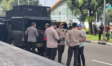 1.707 Personel Polri Amankan Demo Sopir Tuntut Revisi RUU ODOL di DPR dan Kemenhub