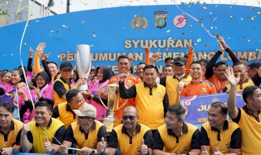 Tim Mini Soccer Satuan Brimob Polda Metro Jaya Raih Kemenangan di Grand Final Kapolda Cup 2025