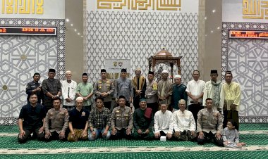 Polda Metro Jaya Gelar Program Satu Jam Mengaji di Masjid Nurul Huda Bekasi