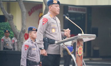 Penghargaan Anggota Berprestasi Brimob Polda Metro