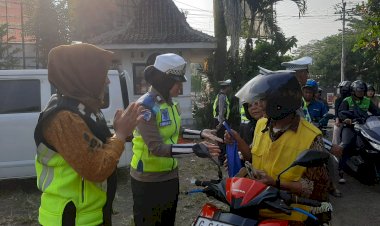 Polres Pekalongan Tindak Pelanggar di Tugu 0 Km Kajen dalam Giat Operasi Patuh Candi 2025