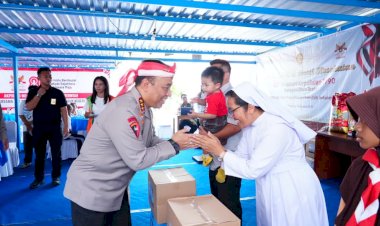 Wakapolri Beri Perhatian Khusus Kepada Biarawati Dan Lansia Di Bakti Sosial Polsek Genuk