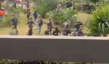 Video Viral Massa Masuk Mall Atrium Senen Dipastikan Hoaks