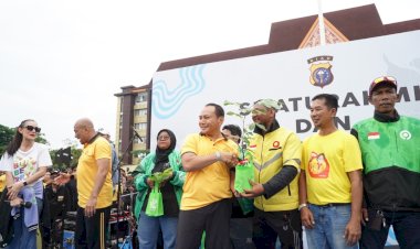 Polda Riau Ajak Ratusan Ojol Olahraga dan Makan Bersama