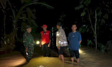 Banjir Bandang dan Longsor Terjang Lampung Barat, Polisi Evakuasi Warga Hingga Tengah Malam