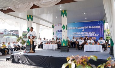 'Keselamatan Alam Tanggung Jawab Kita,' Sri Sultan HB X Pimpin Aksi Bersih Sungai di Yogyakarta