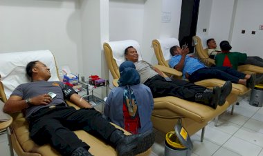 Polres Kepulauan Seribu Gelar Donor Darah dalam Rangka Hari Jadi Humas Polri ke-74