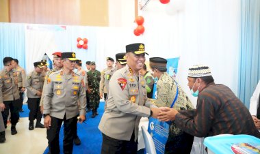Polri All-Out Tangani Krisis Sumatera: Wakapolri Lepas Bantuan Kemanusiaan Polda Lampung