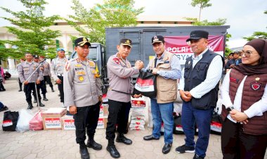 Tinjau Pengungsian di Aceh Tengah, Kapolri Tekankan Percepatan Perbaikan Akses hingga Distribusi Bantuan