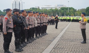 Brimob Polda Metro Jaya Siagakan Personel Amankan Malam Tahun Baru di Wilkum Polda Metro jaya