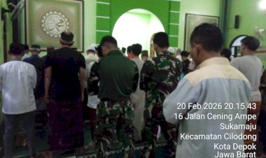 Satgas TMMD Kodim Depok Gelar Tarawih Bersama Warga Sukamaju