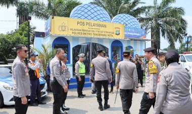 Pejabat Utama Polda Metro Jaya Cek Pos Pelayanan Tol Jakarta–Merak, Pastikan Arus Mudik Aman dan Lancar